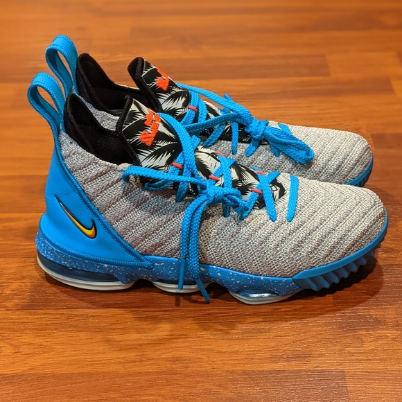 south beach lebron 16